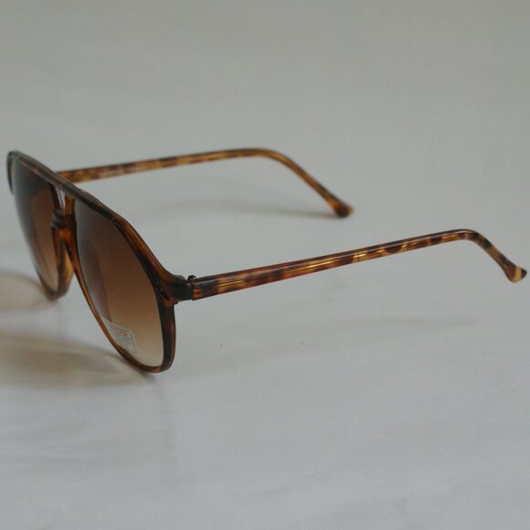 NWT TruVintage double bridge Navigator frame Amber gradient lens Sunglasses - Picture 4 of 6